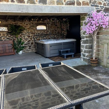 Chambre A La Ferme Torcé エクステリア 写真